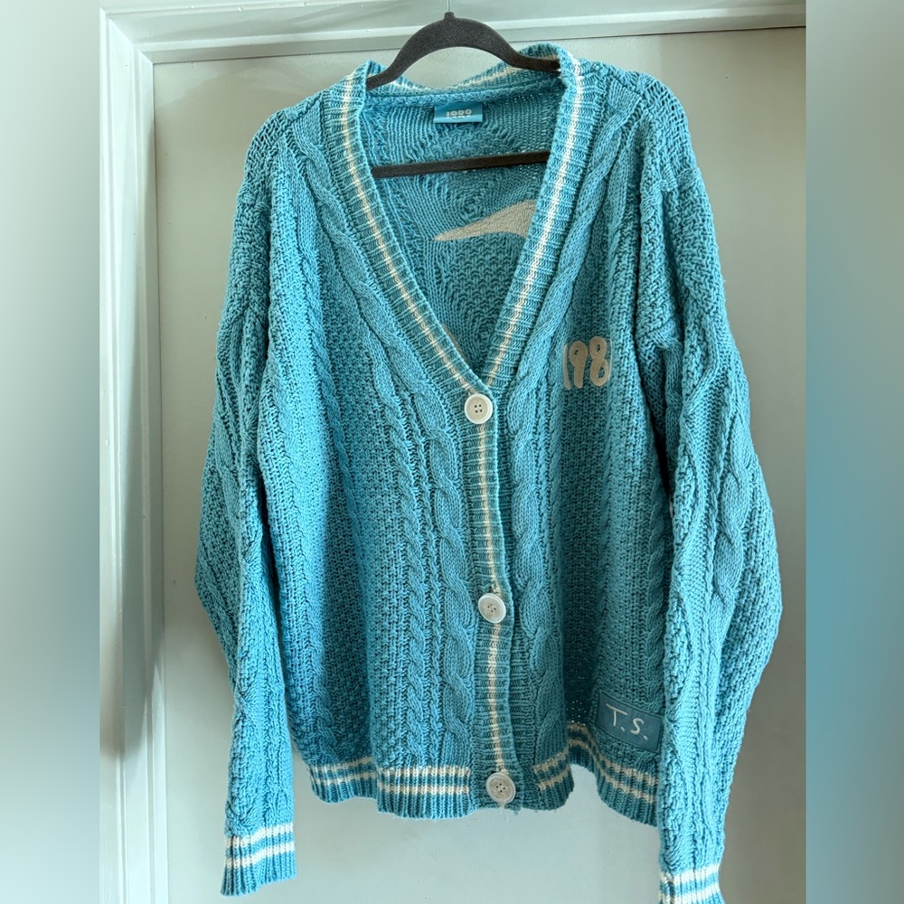 Taylor Swift 1989 Cardigan